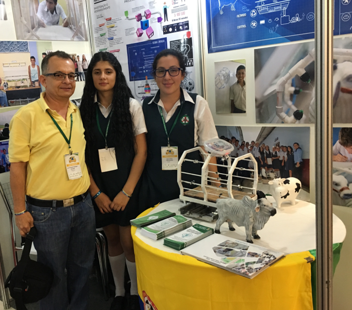 Lavado automatizado de ganado para el control de garrapata, amigable con el medio ambiente